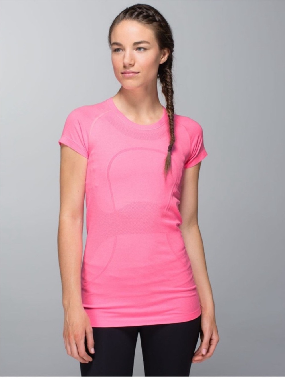 Lululemon EUC- Swiftly Tech Short Sleeve Crew- Zing Pink Light- Size 10